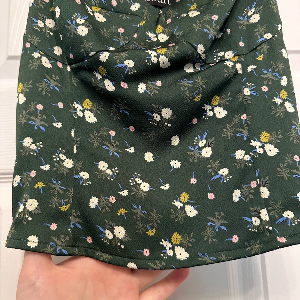 Floral Green Camisole Top - Picture 4 of 5
